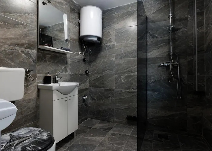 Apartman Lunita *